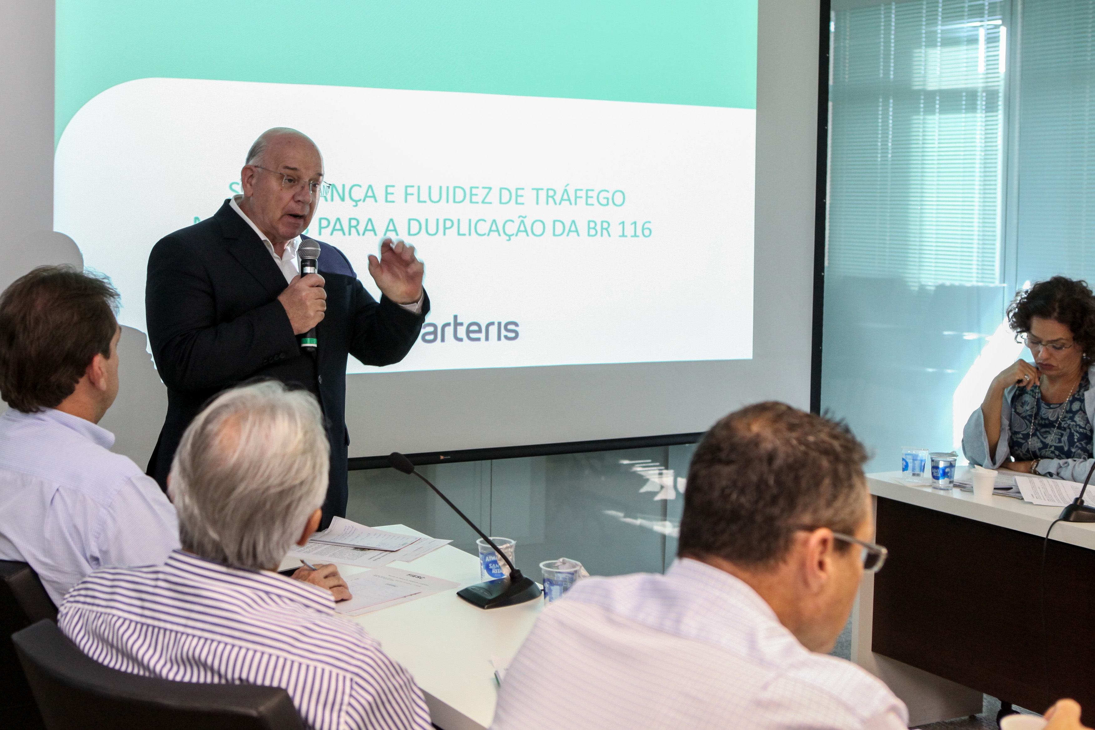 Imagem 2445 no node 4477