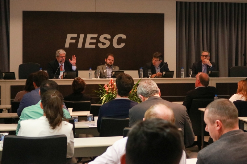 Encontro é realizado em Florianópolis 