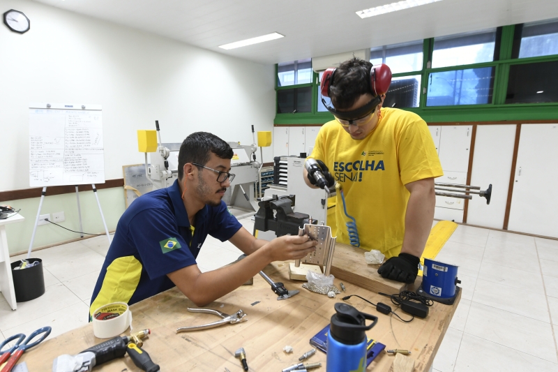 Gabriel Hoffmann, de Palhoça, competirá em manutenção de aeronaves. Foto: José Paulo Lacerda