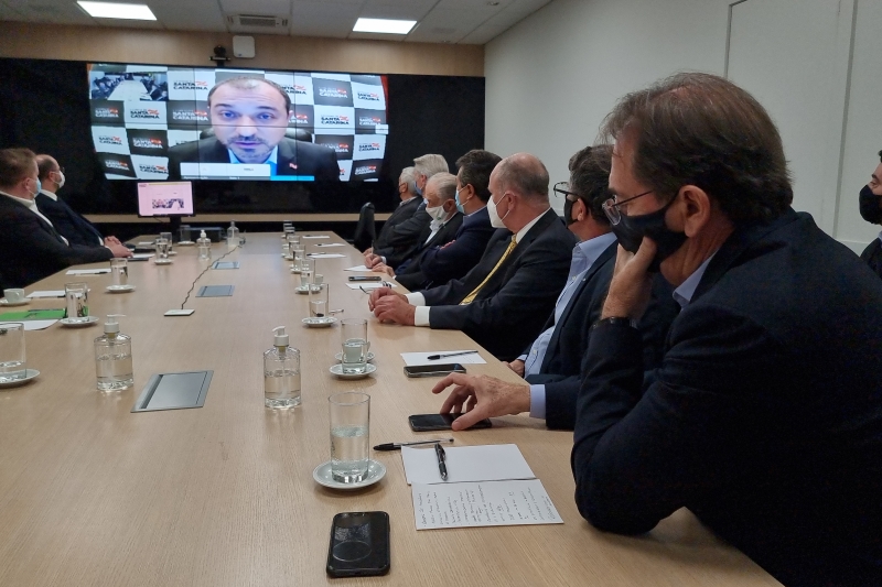 Reunião entre lideranças empresariais e o governador foi realizada nesta quarta-feira, dia 10 (foto: divulgação Governo SC)