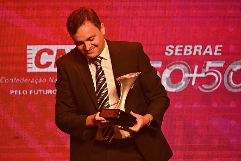 Joni Hoppren dos Santos, diretor de digital e expansão Internacional da Aquarela, vencedora na categoria Inovação em Produto – Pequenas Empresas (foto: Iano Andrade/CNI)