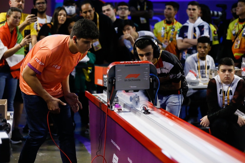 F1 in Schools tem duas equipes catarinenses na disputa. Foto: Edilson Dantas