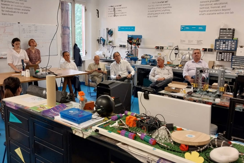 Visita ao laboratório Make-In-Bo Fab Lab