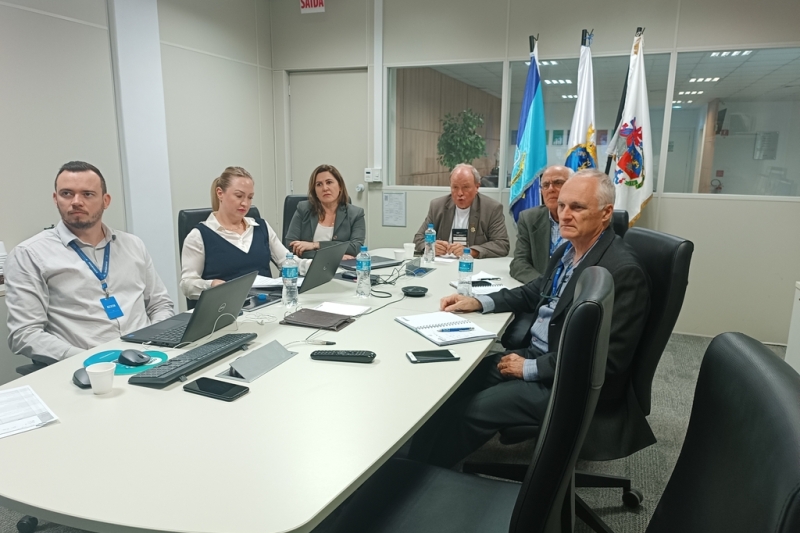 Indústria do Sul conhece demandas do Exército