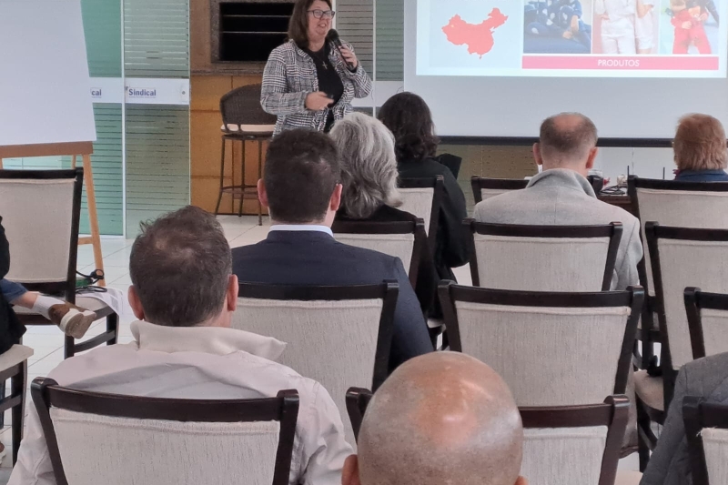 Rita Cassia Conti (foto Adão Pinheiro) Rita Cassia Conti (foto Adão Pinheiro)