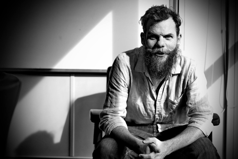 Marcos Piangers participa do evento que é gratuito, mediante a doação de itens que compõem listas de material escolar (Foto: Julio Cordeiro)